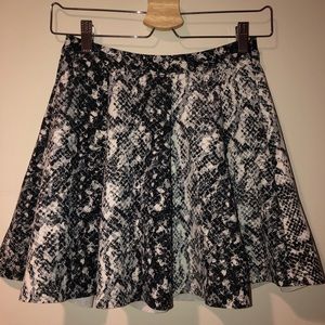 snake pattern skirt